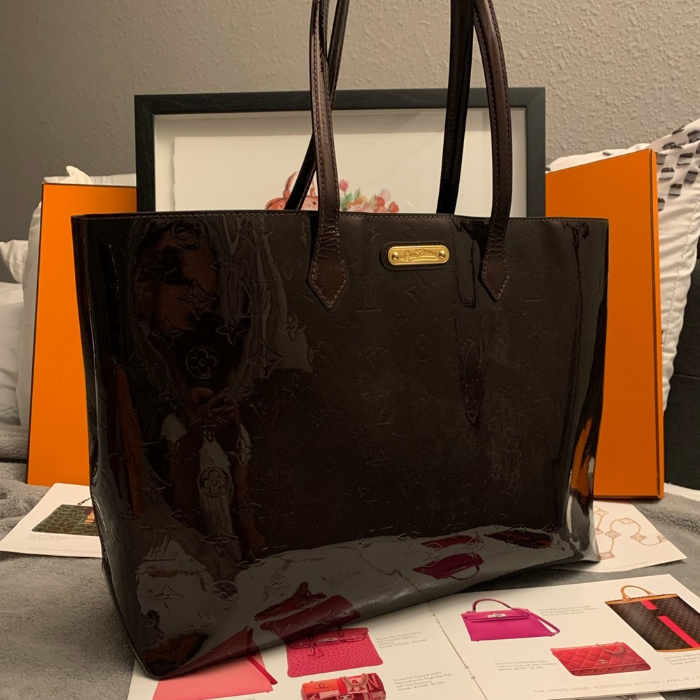 Louis Vuitton Wilshire Amarante Vernis Gm Bag